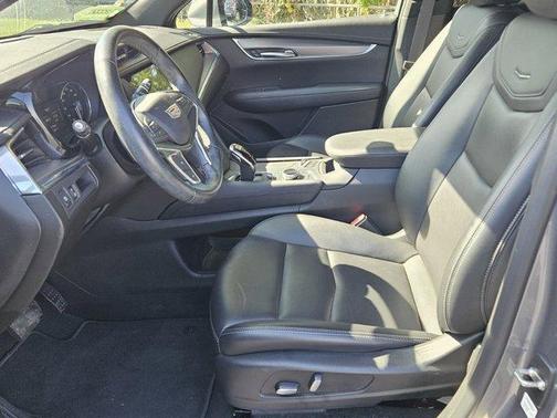 2021 Cadillac XT5 Luxury