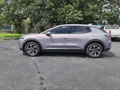 Galaxy Gray Metallic 2025 Chevrolet Equinox EV LT