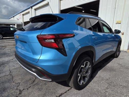 Marina Blue 2025 Chevrolet Trax LT
