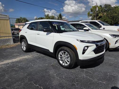 2026 Chevrolet Trailblazer LS