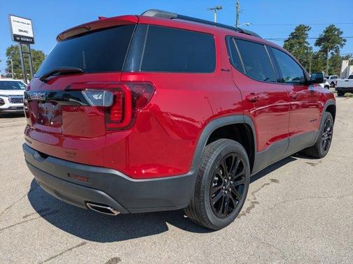 2022 GMC Acadia SLE