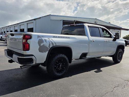 Silver Ice Metallic 2022 Chevrolet Silverado 2500 LT