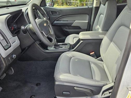 2022 Chevrolet Colorado WT