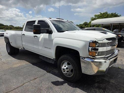 Summit White 2019 Chevrolet Silverado 3500 WT