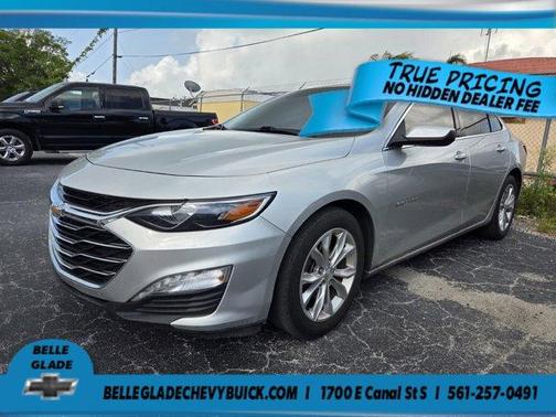 Silver Ice Metallic 2020 Chevrolet Malibu LT