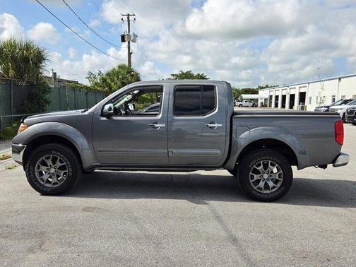 Gun Metallic 2019 Nissan Frontier SL