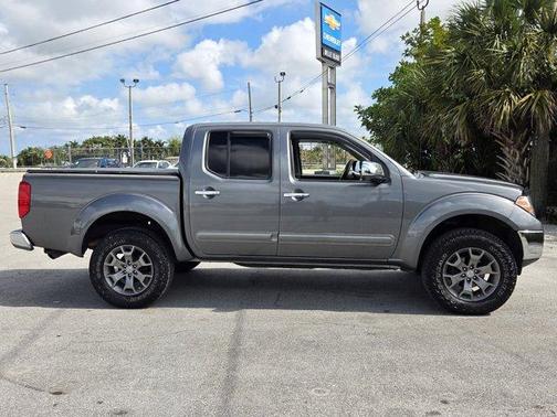 Gun Metallic 2019 Nissan Frontier SL