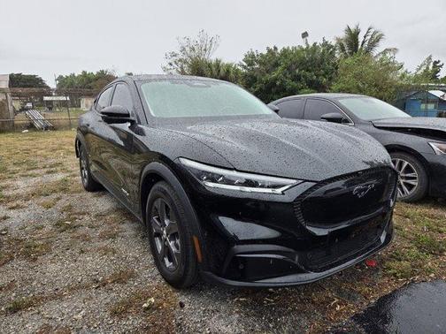 2023 Ford Mustang Mach-E Select