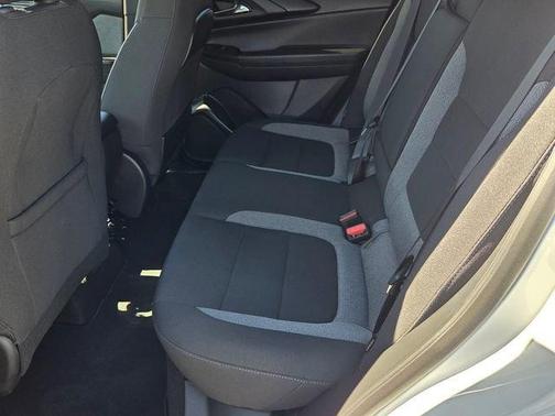 Summit White 2024 Chevrolet Trailblazer LT