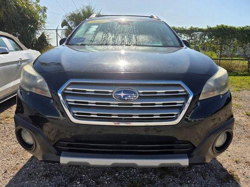 Crystal Black Silica 2017 Subaru Outback 2.5i Limited