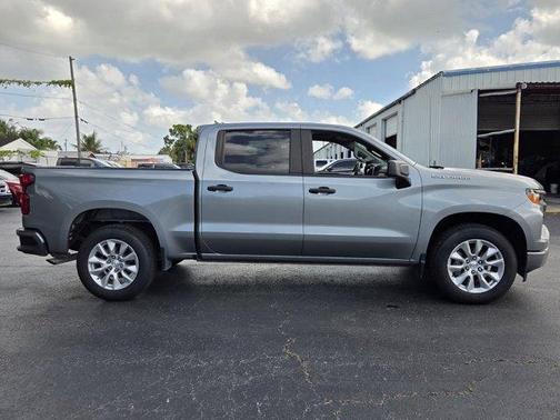 Sterling Gray Metallic 2024 Chevrolet Silverado 1500 Custom