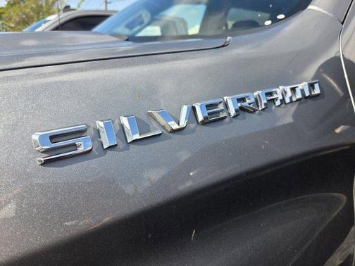 Sterling Gray Metallic 2024 Chevrolet Silverado 1500 Custom