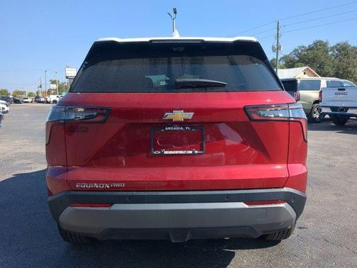 Radiant Red 2025 Chevrolet Equinox LT