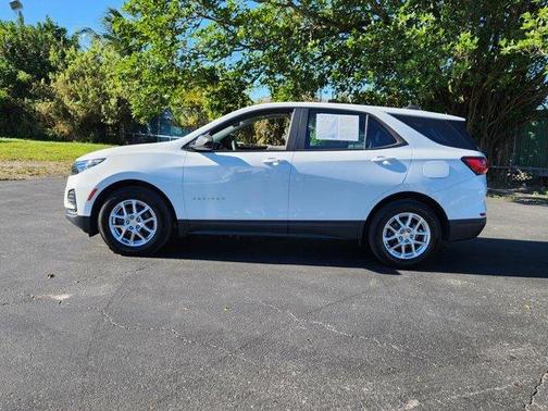 2022 Chevrolet Equinox LS