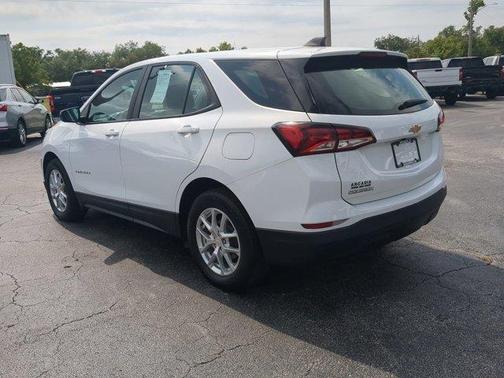 2022 Chevrolet Equinox LS