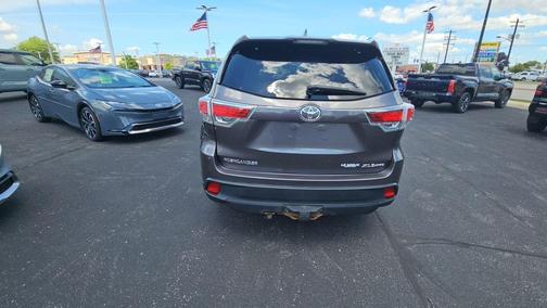 Predawn Gray Mica 2014 Toyota Highlander XLE