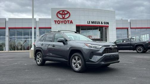 2022 Toyota RAV4 XLE
