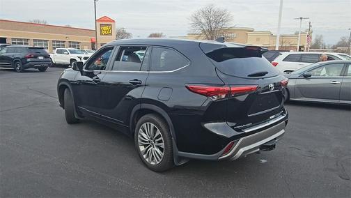 2021 Toyota Highlander Platinum