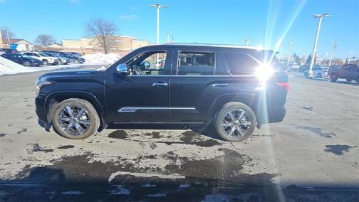 2023 Toyota Sequoia Capstone