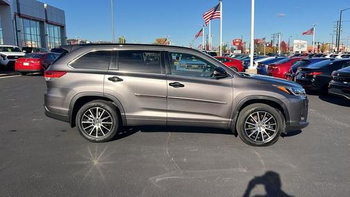 2018 Toyota Highlander SE