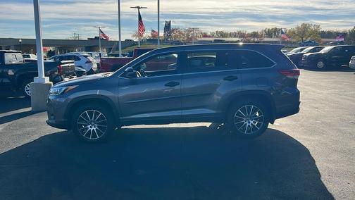 2018 Toyota Highlander SE