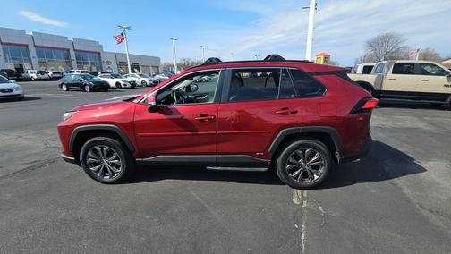 2025 Toyota RAV4 Hybrid XLE Premium