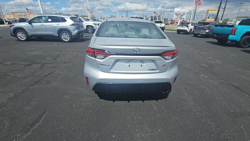 Classic Silver Metallic 2023 Toyota Corolla SE