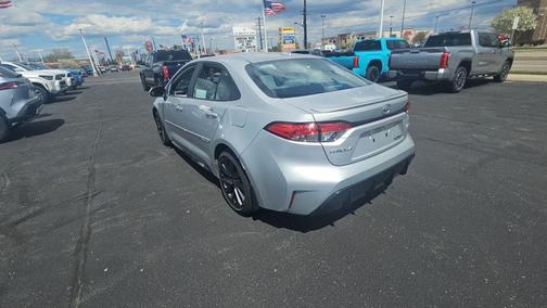 Classic Silver Metallic 2023 Toyota Corolla SE
