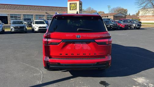 2023 Toyota Sequoia Platinum