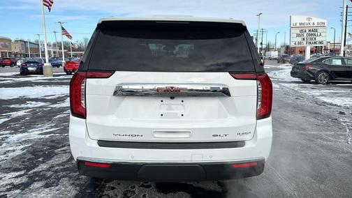 2023 GMC Yukon XL SLT
