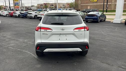 2022 Toyota Corolla Cross LE