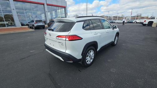2022 Toyota Corolla Cross LE