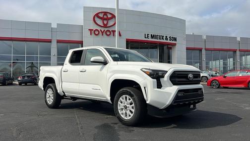 2025 Toyota Tacoma SR5