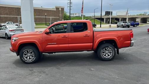 2016 Toyota Tacoma SR