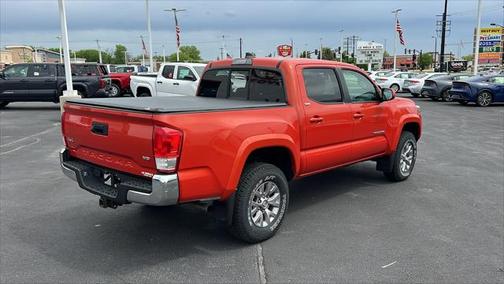 2016 Toyota Tacoma SR