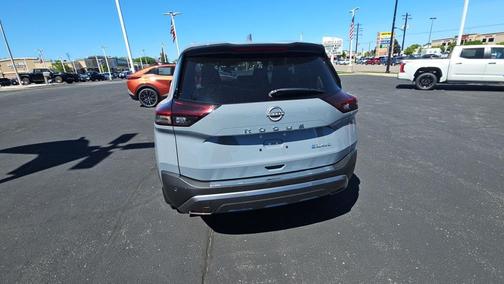 Boulder Gray 2022 Nissan Rogue SL