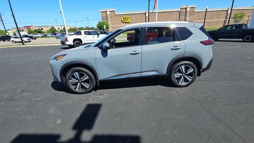 Boulder Gray 2022 Nissan Rogue SL