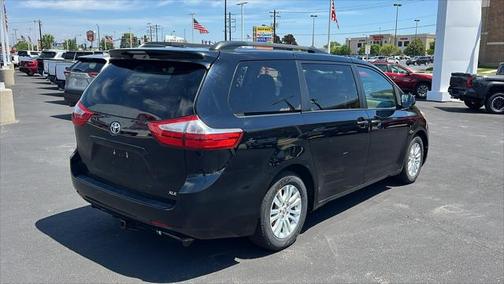 2015 Toyota Sienna XLE