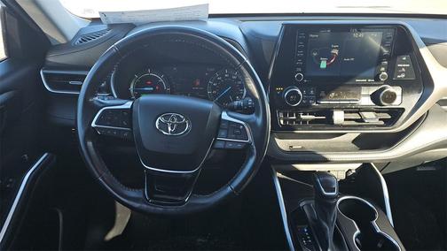 2021 Toyota Highlander Hybrid XLE