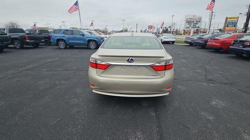 Gold 2013 Lexus ES 300h Base