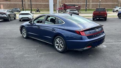 2021 Hyundai SONATA SEL