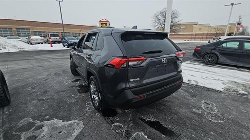 2025 Toyota RAV4 XLE Premium