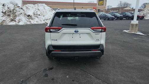 2020 Toyota RAV4 Hybrid SE