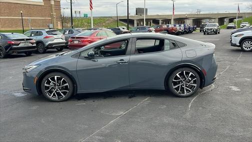 2025 Toyota Prius L