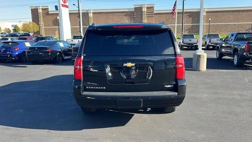 2018 Chevrolet Suburban LT