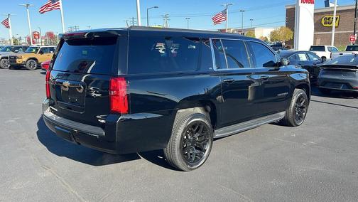 2018 Chevrolet Suburban LT