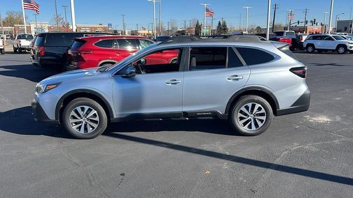 2022 Subaru Outback Premium