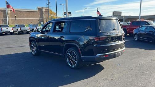 2022 Jeep Wagoneer Series III 4x4