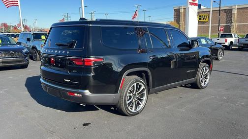 2022 Jeep Wagoneer Series III 4x4