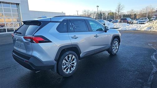 2025 Toyota RAV4 XLE Premium